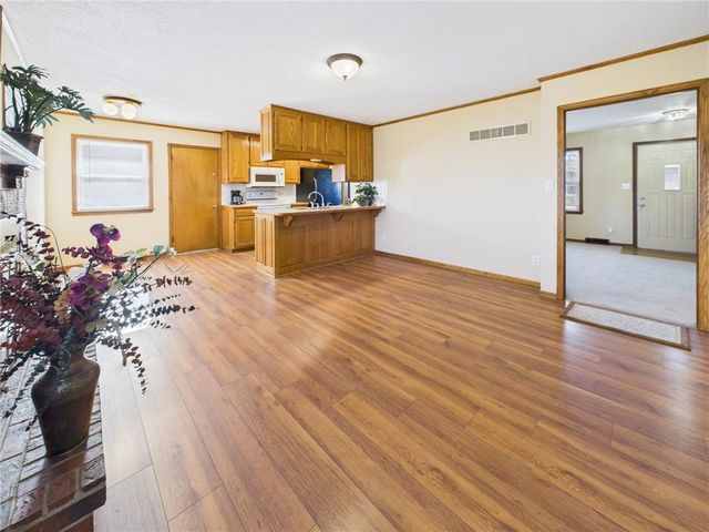 1421 Grandview Drive, Warrensburg, MO 64093