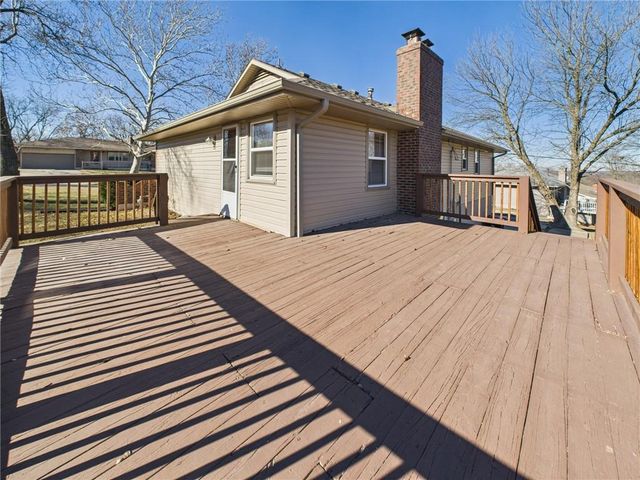 1421 Grandview Drive, Warrensburg, MO 64093