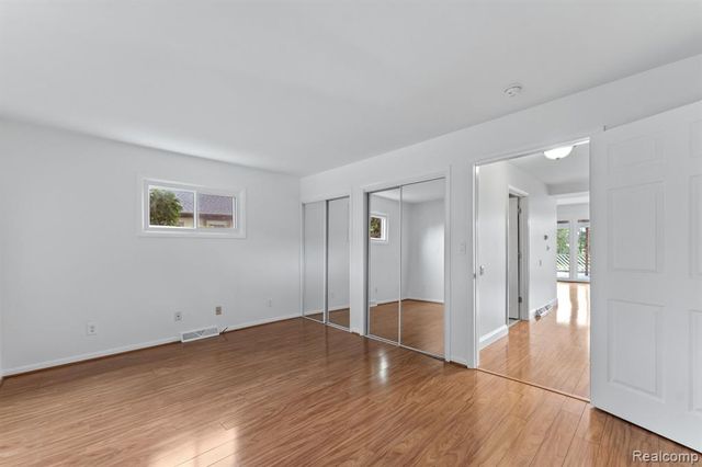 6628 Longworth Drive, Waterford, MI 48329