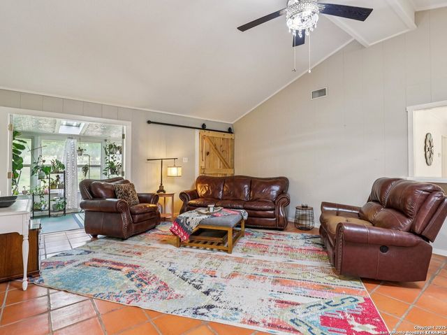 721 Rocky Creek, Fredericksburg, TX 78624