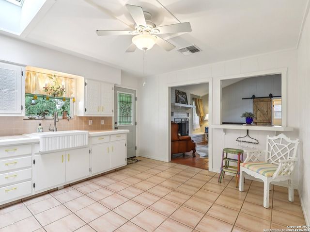 721 Rocky Creek, Fredericksburg, TX 78624