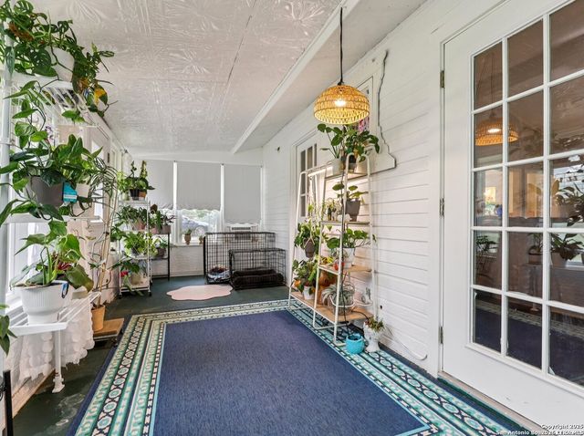 721 Rocky Creek, Fredericksburg, TX 78624