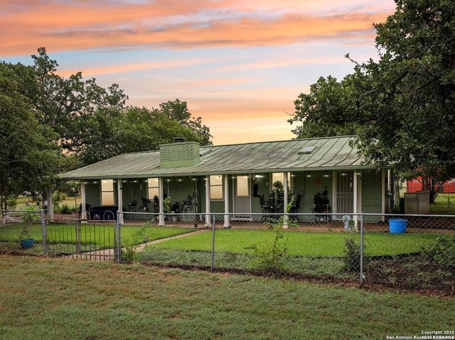 721 Rocky Creek, Fredericksburg, TX 78624