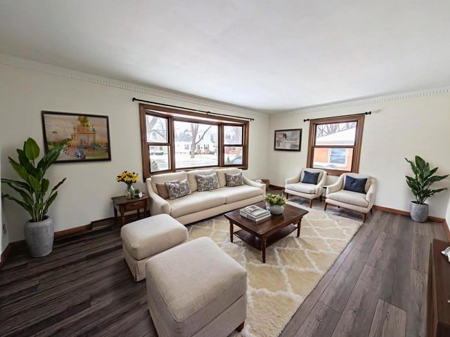 1360 S 88th STREET, Milwaukee, WI 53214