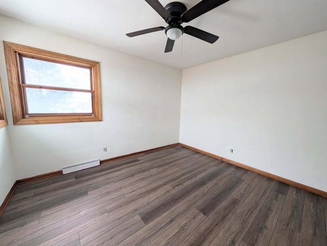 1360 S 88th STREET, Milwaukee, WI 53214