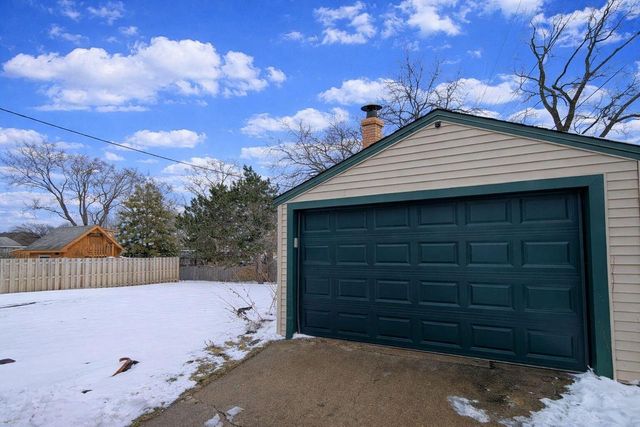 1360 S 88th STREET, Milwaukee, WI 53214