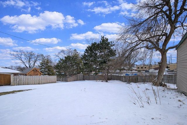 1360 S 88th STREET, Milwaukee, WI 53214