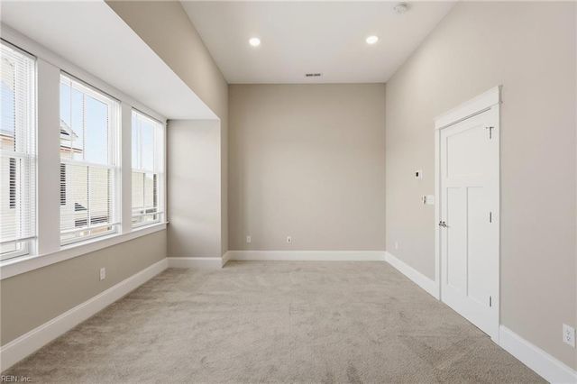 9566 Shore DR, Norfolk, VA 23518