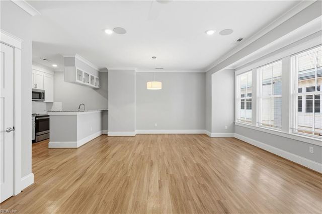 9566 Shore DR, Norfolk, VA 23518