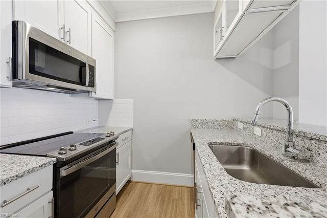 9566 Shore DR, Norfolk, VA 23518