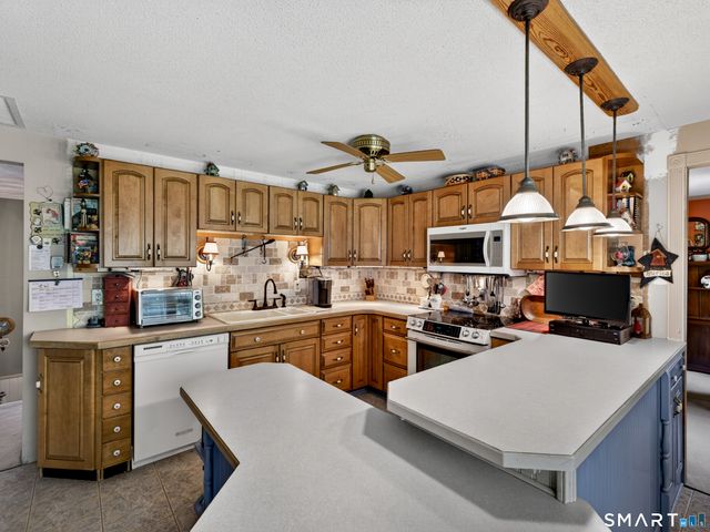 249 Judson Avenue, Groton, CT 06355