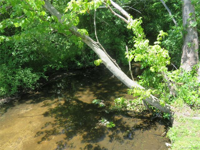 440 Spangle Drive, North Babylon, NY 11703