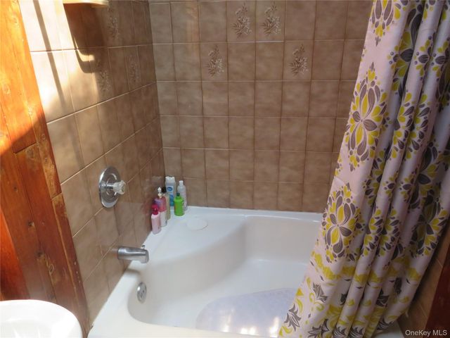 440 Spangle Drive, North Babylon, NY 11703