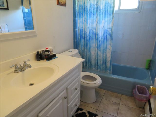 440 Spangle Drive, North Babylon, NY 11703