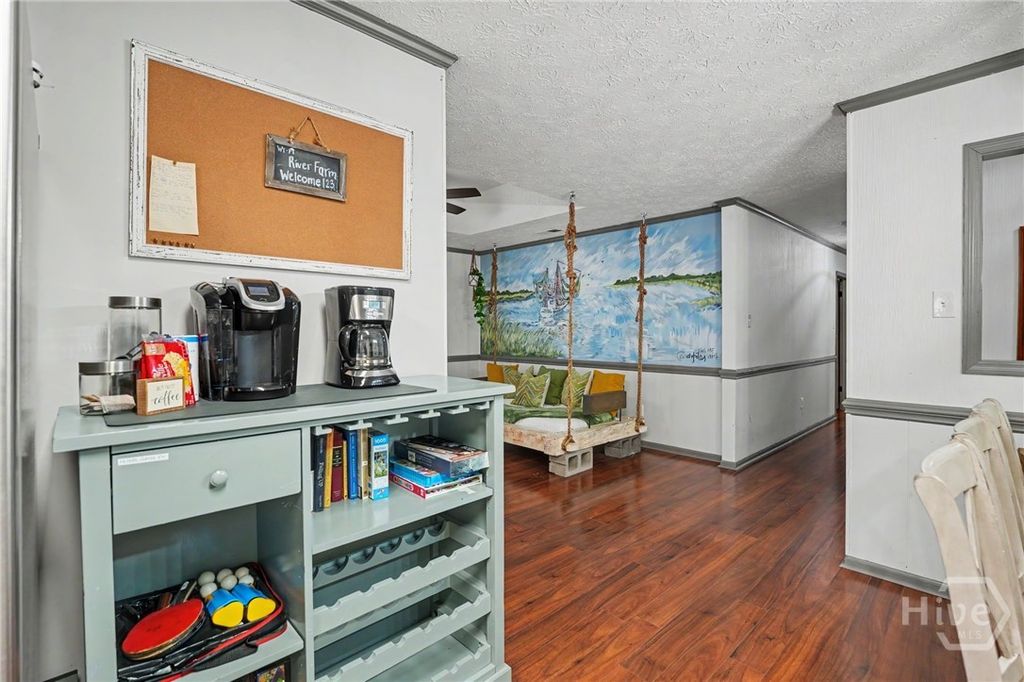 Image 19 of property listing at 810 Oemler Loop, Savannah, GA 31410