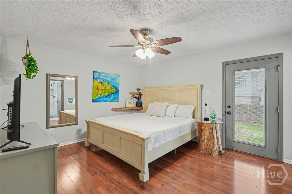 Image 20 of property listing at 810 Oemler Loop, Savannah, GA 31410
