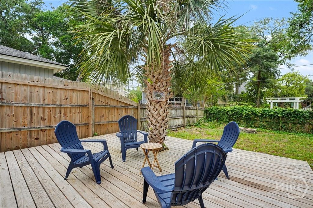 Image 40 of property listing at 810 Oemler Loop, Savannah, GA 31410