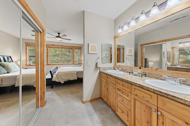 10890 Cinnabar Way Apt 6, Truckee, CA 96161