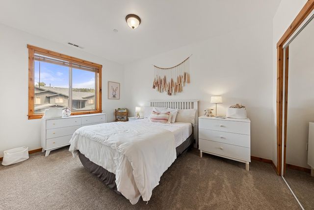 10890 Cinnabar Way Apt 6, Truckee, CA 96161