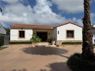 441 SW 27th Rd, Miami, FL 33129