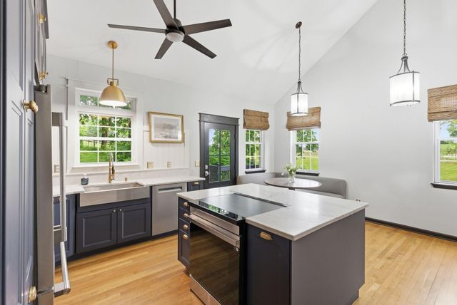 2320 Valencia Drive, Lexington, KY 40513