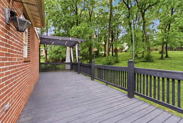 2320 Valencia Drive, Lexington, KY 40513