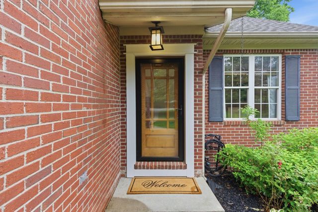 2320 Valencia Drive, Lexington, KY 40513