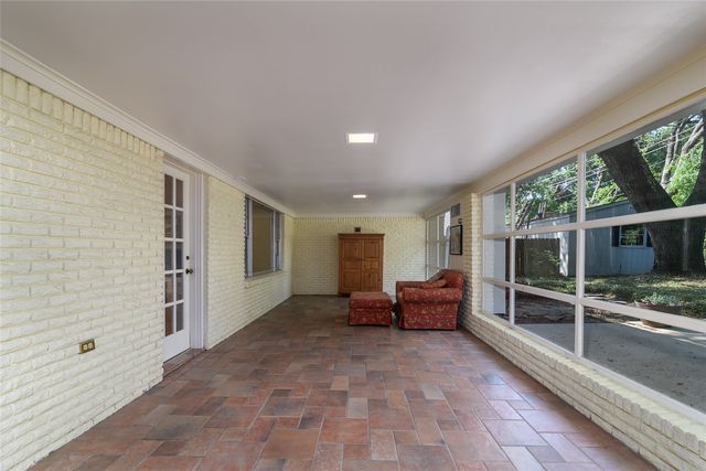 5910 Fern Avenue, Shreveport, LA 71105