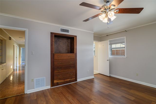 5910 Fern Avenue, Shreveport, LA 71105