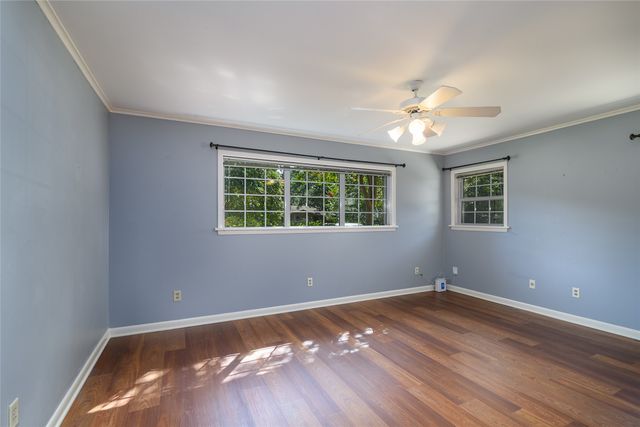 5910 Fern Avenue, Shreveport, LA 71105