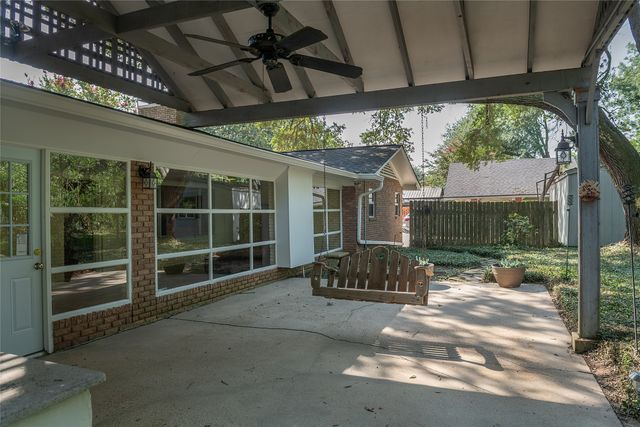 5910 Fern Avenue, Shreveport, LA 71105