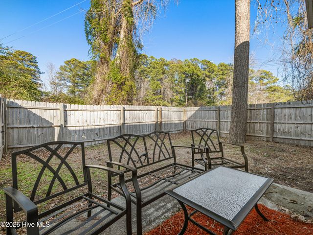 100 Pisgah Court, Jacksonville, NC 28546