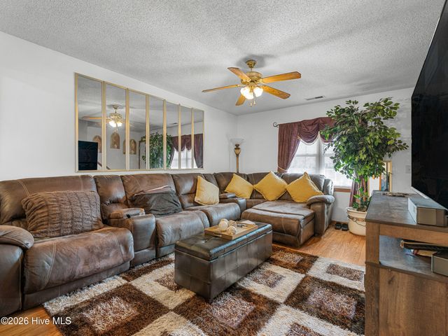 100 Pisgah Court, Jacksonville, NC 28546