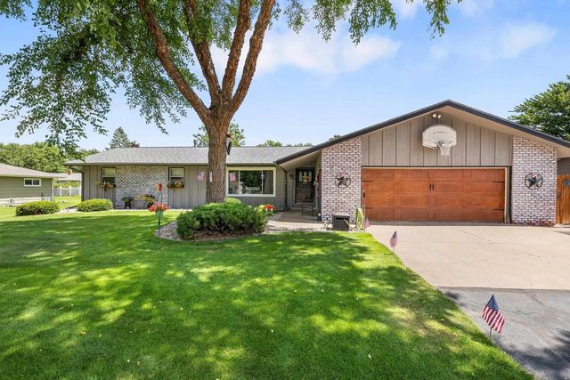 3811 CLIFF STREET, Wisconsin Rapids, WI 54494