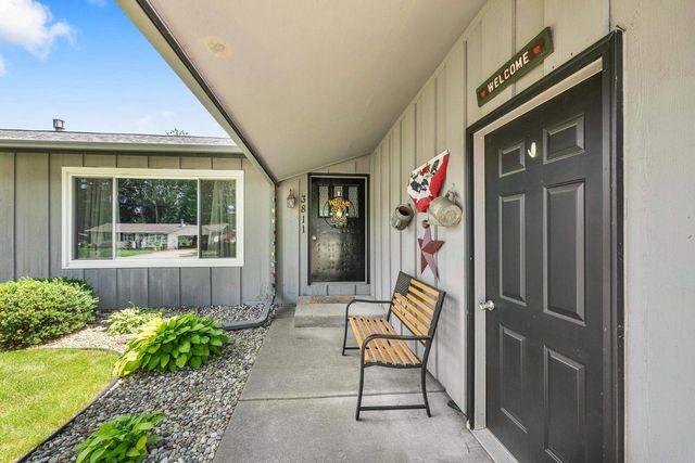 3811 CLIFF STREET, Wisconsin Rapids, WI 54494