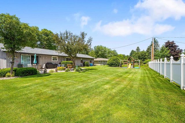 3811 CLIFF STREET, Wisconsin Rapids, WI 54494