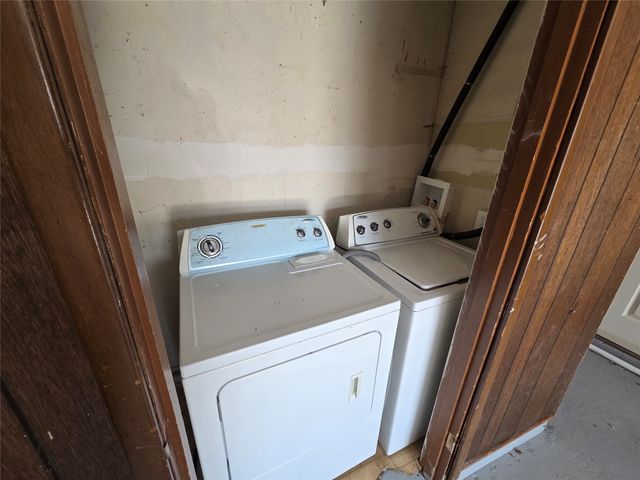 Valwood pkwy 2559, Carrollton, TX 75234