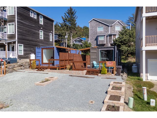 335 HILLSDALE St, Oceanside, OR 97134
