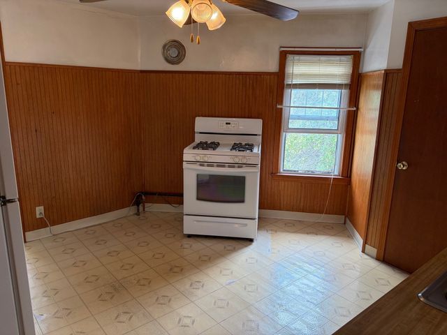 312 Plantation St, Worcester, MA 01604