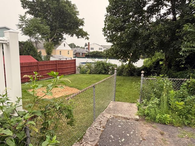 312 Plantation St, Worcester, MA 01604