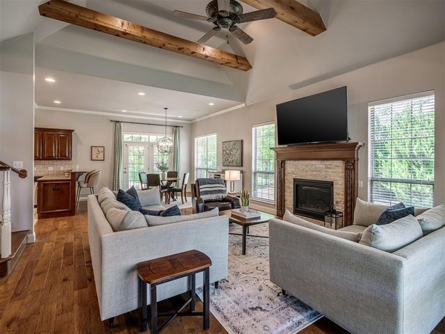 4633 Olde Village Circle, Edmond, OK 73013