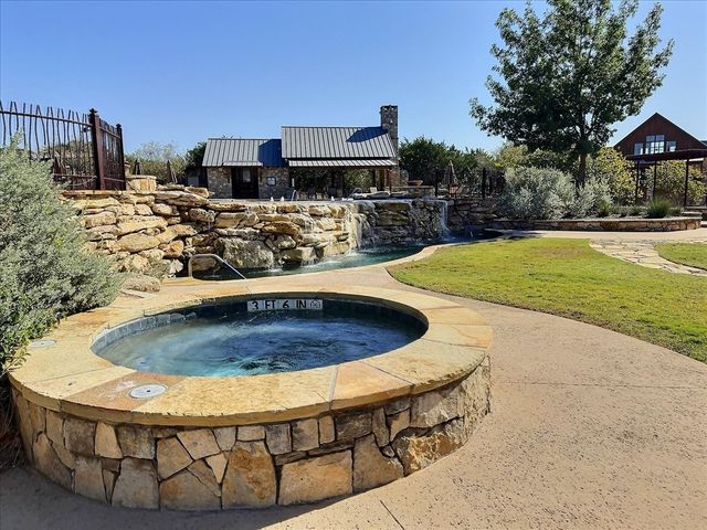 1653 Scenic Drive 102, Graford, TX 76449