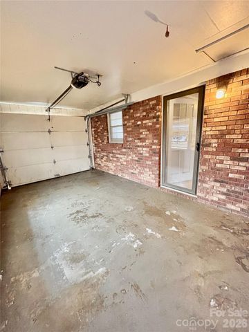 173 Sedgefield Drive, Forest City, NC 28043