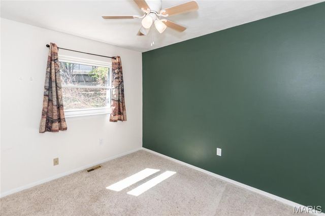 1912 High Cliff Drive, Fenton, MO 63026