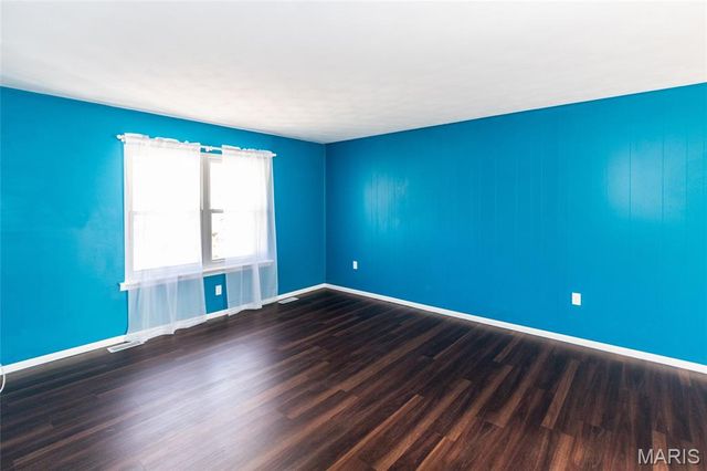 1912 High Cliff Drive, Fenton, MO 63026