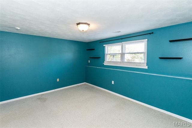 1912 High Cliff Drive, Fenton, MO 63026