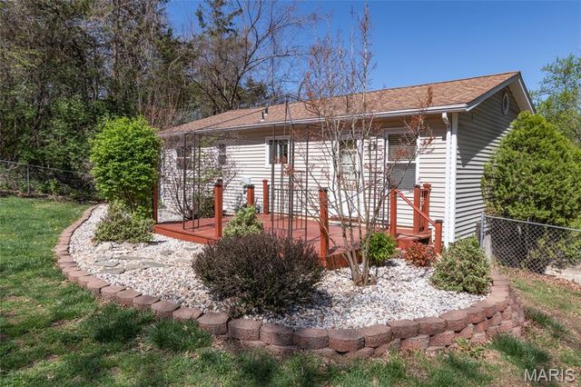 1912 High Cliff Drive, Fenton, MO 63026