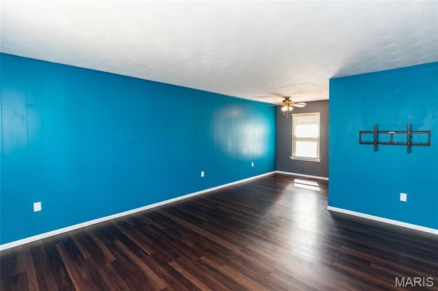 1912 High Cliff Drive, Fenton, MO 63026