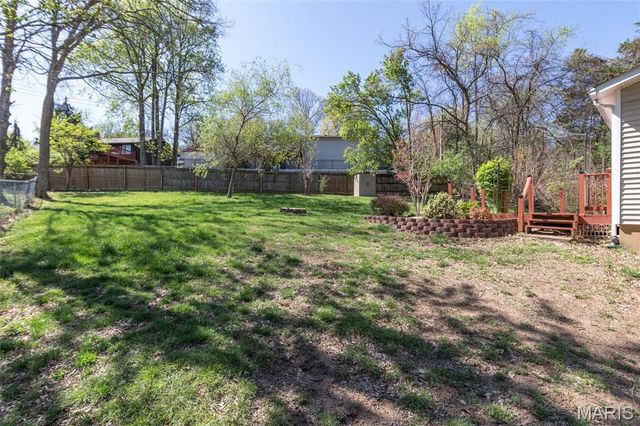 1912 High Cliff Drive, Fenton, MO 63026