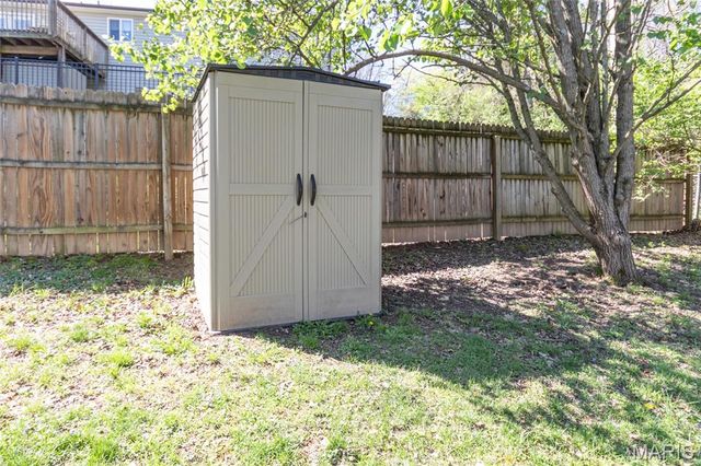 1912 High Cliff Drive, Fenton, MO 63026